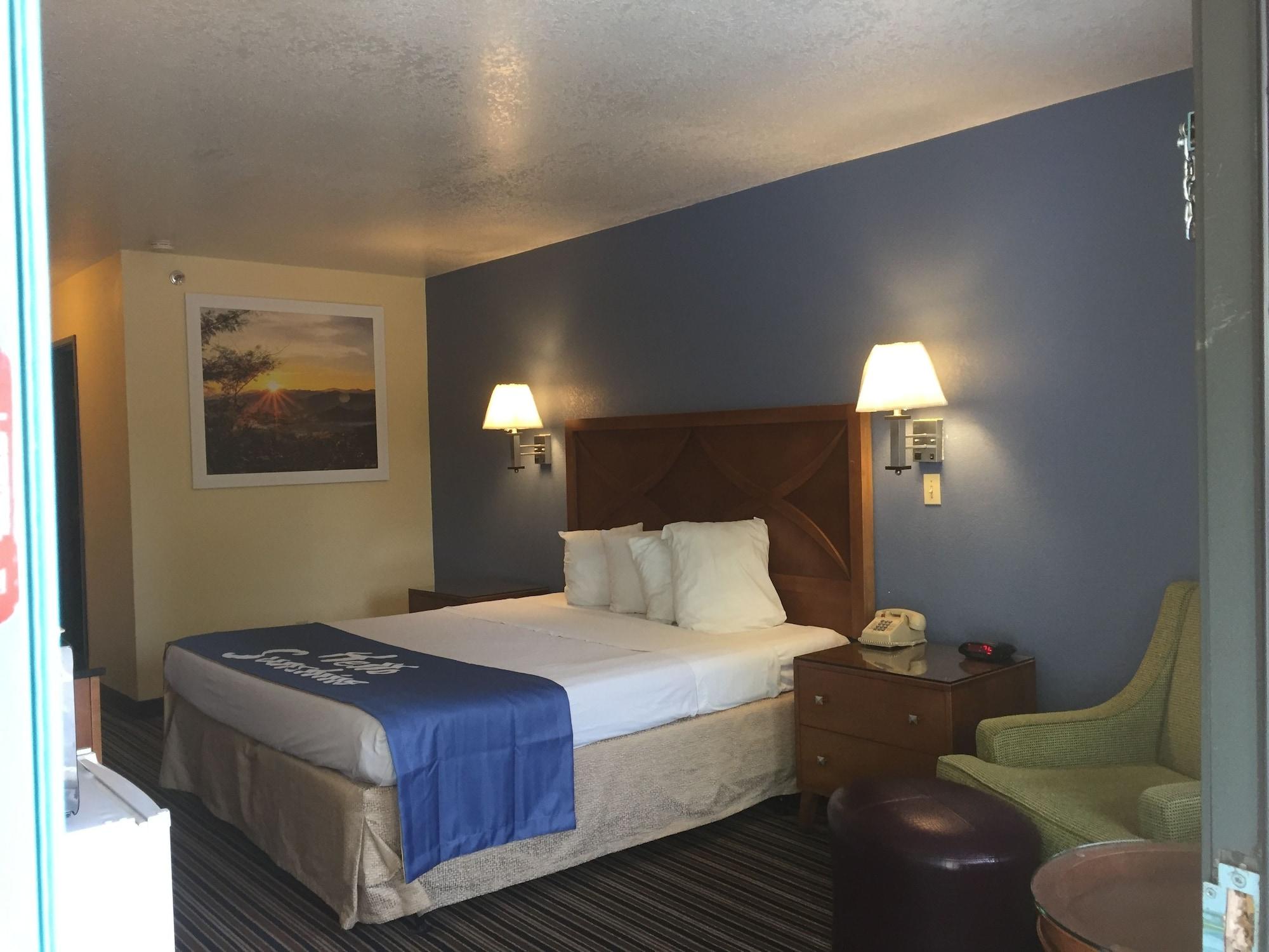 Days By Wyndham Hotel